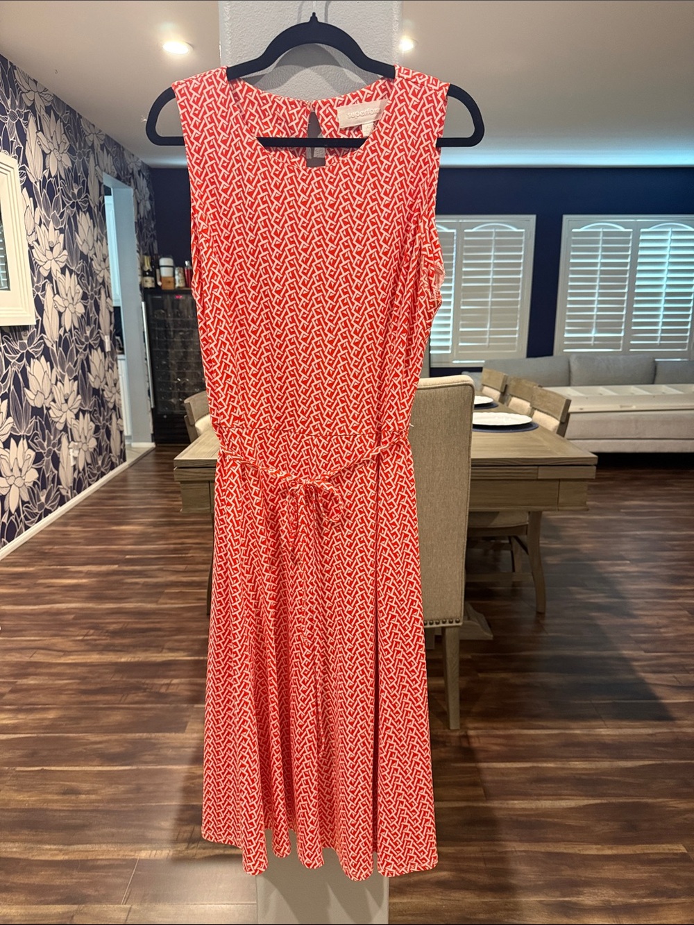 Sleeveless orange Printed Tie-Waist Midi Dress